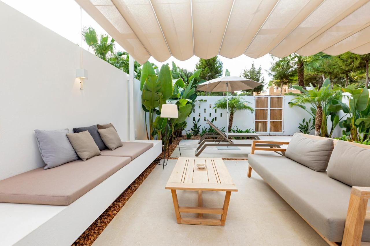 Ses Eufabietes Apartments & Restaurant Playa Migjorn Dış mekan fotoğraf