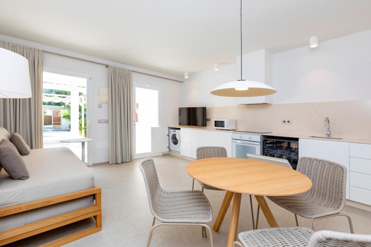 Ses Eufabietes Apartments & Restaurant Playa Migjorn Dış mekan fotoğraf