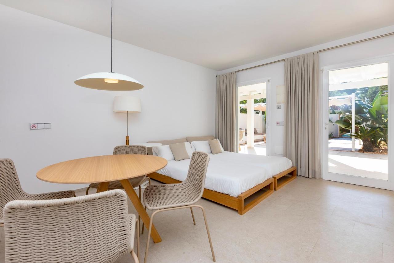 Ses Eufabietes Apartments & Restaurant Playa Migjorn Dış mekan fotoğraf