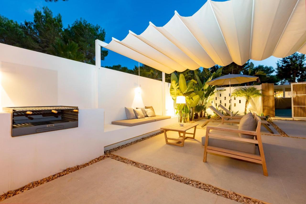 Ses Eufabietes Apartments & Restaurant Playa Migjorn Dış mekan fotoğraf