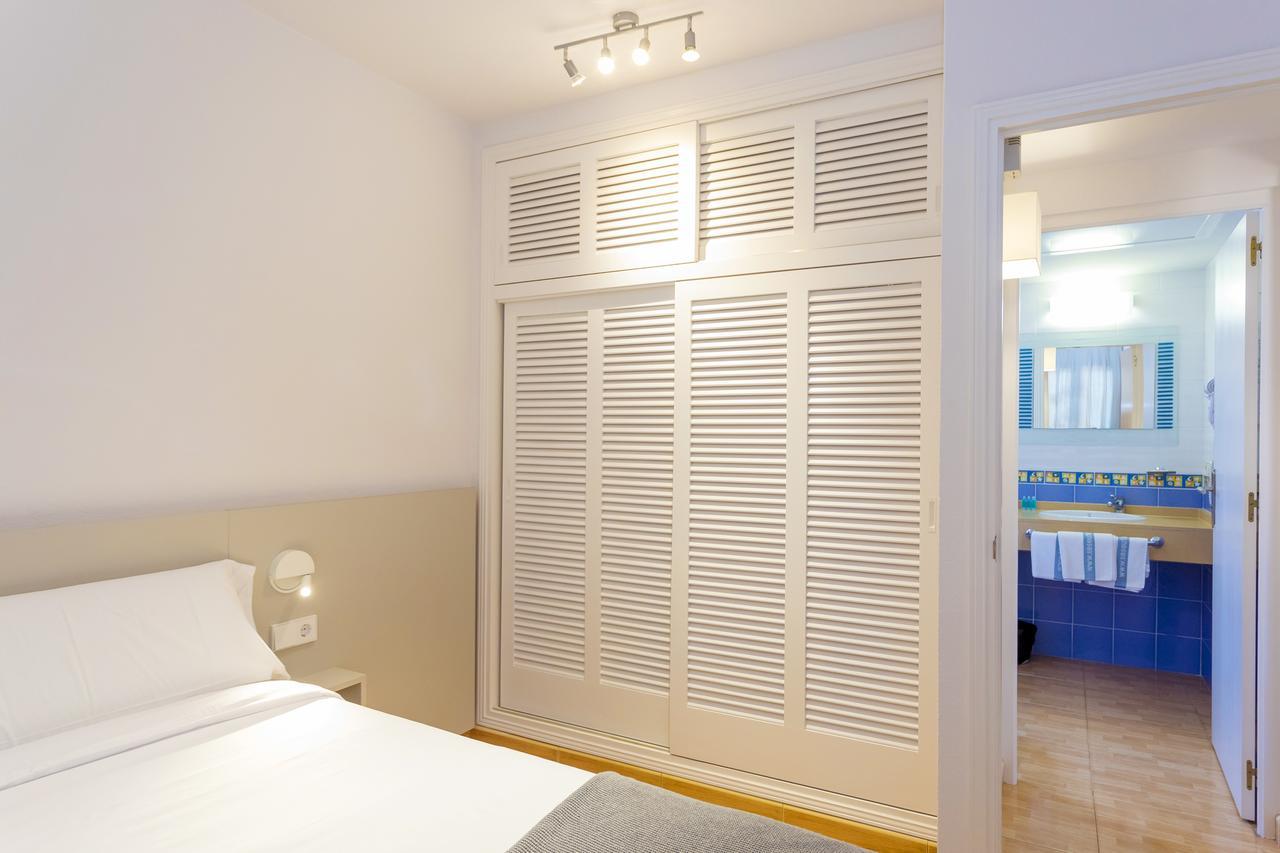 Ses Eufabietes Apartments & Restaurant Playa Migjorn Dış mekan fotoğraf