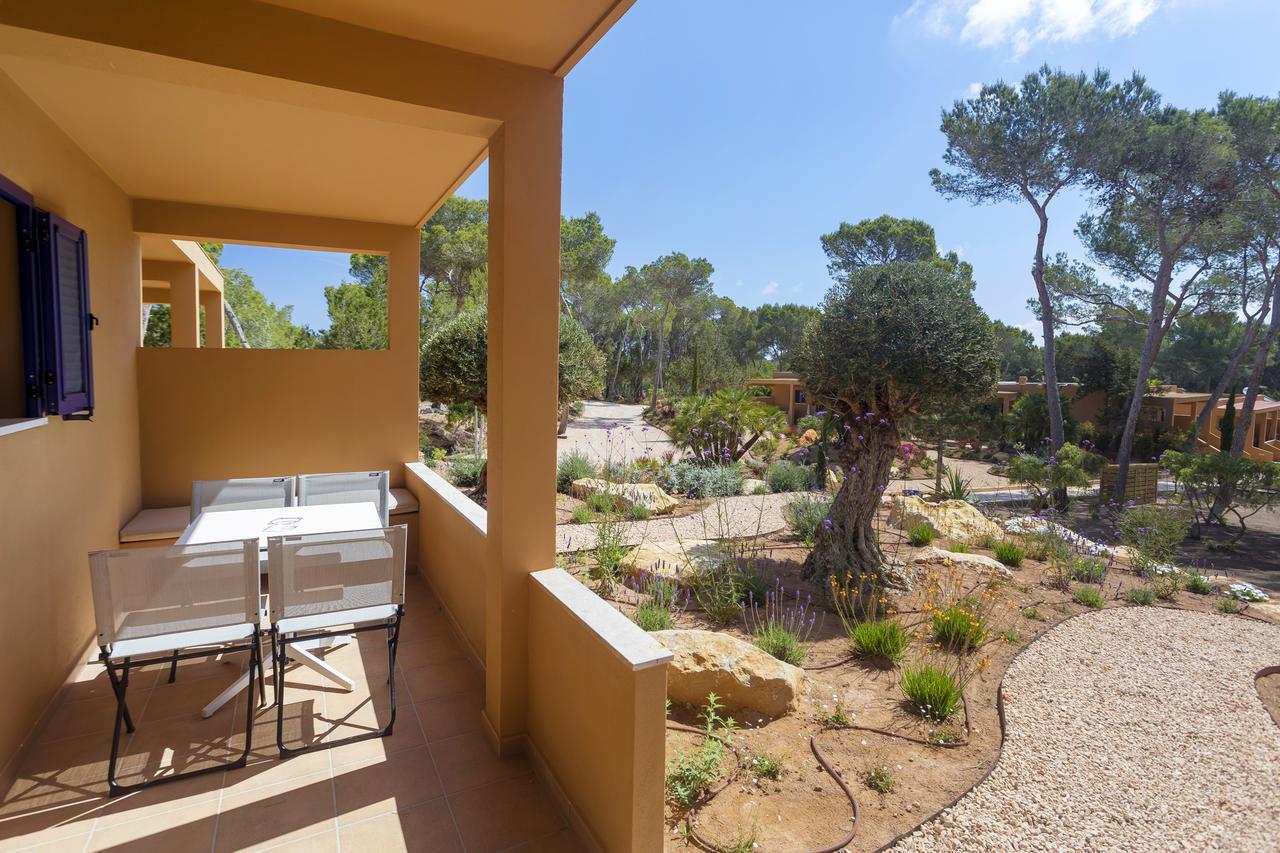 Ses Eufabietes Apartments & Restaurant Playa Migjorn Dış mekan fotoğraf